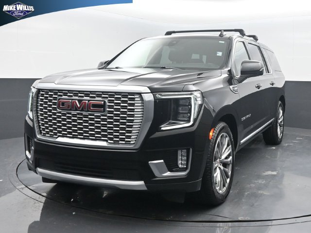 Used 2021 GMC Yukon XL Denali w/ Denali Ultimate Package RWD image 3