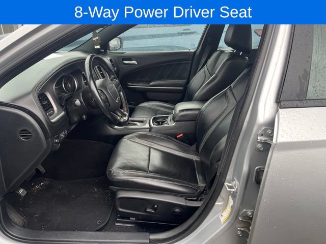 Used 2022 Dodge Charger SXT w/ Plus Group RWD image 6