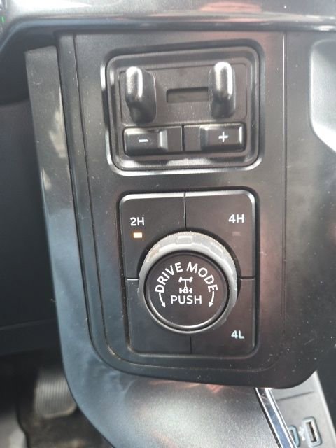 Certified 2022 Ford F150 XLT w/ Equipment Group 302A High image 35