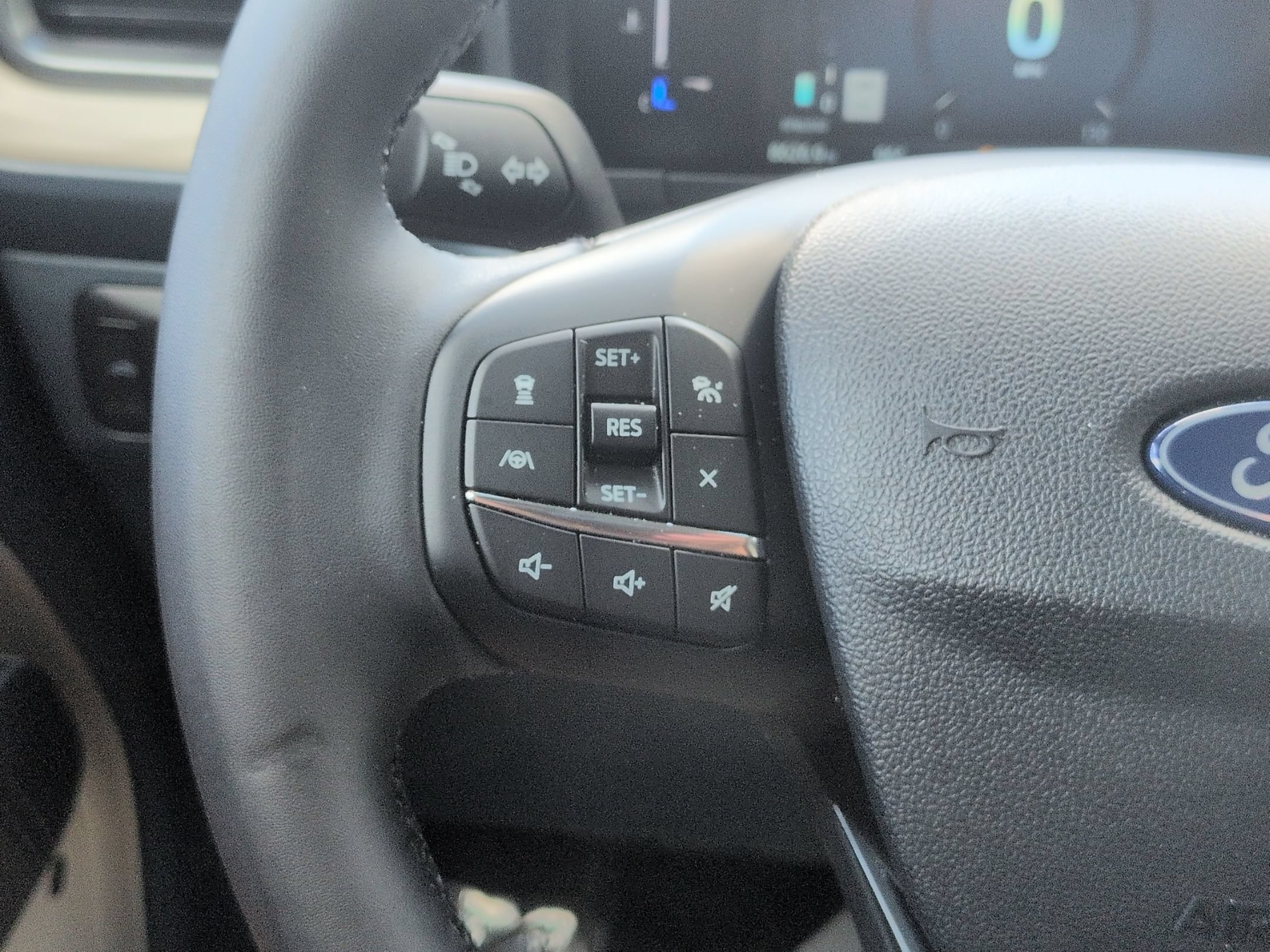 Certified 2025 Ford Maverick Lariat w/ 4K Tow Package AWD/4WD image 18