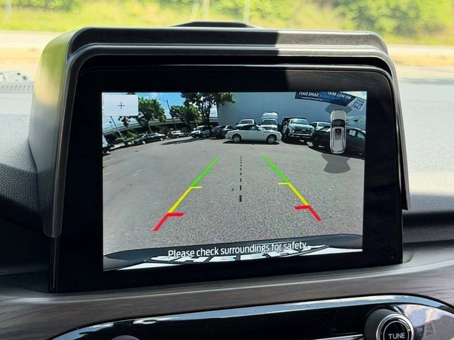 Certified 2020 Ford Escape Titanium AWD/4WD image 21