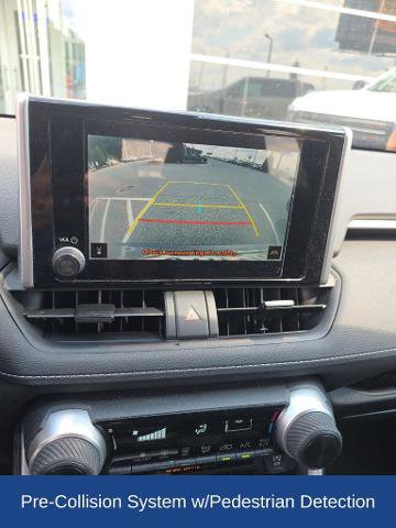 Used 2024 Toyota RAV4 LE FWD image 7