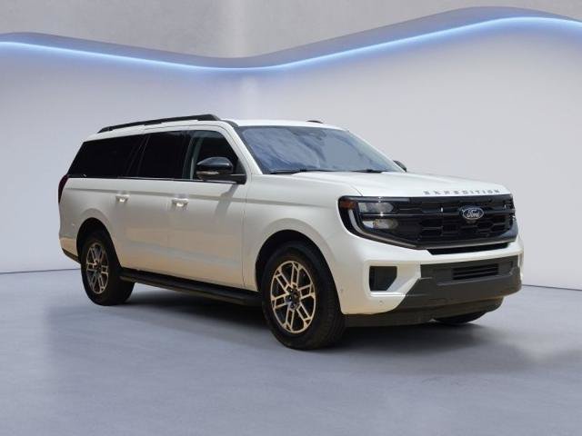 Certified 2025 Ford Expedition Max Active RWD image 2