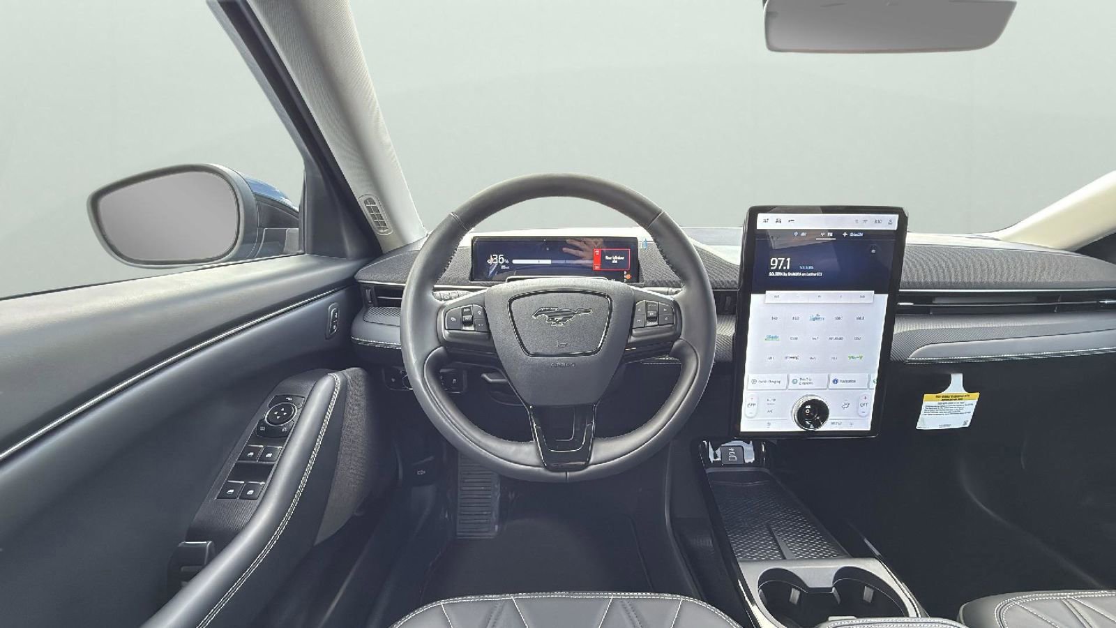 Certified 2025 Ford Mustang Mach-E Select image 13