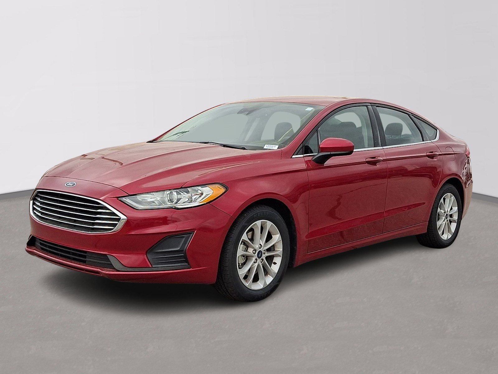 Certified 2020 Ford Fusion SE image 3