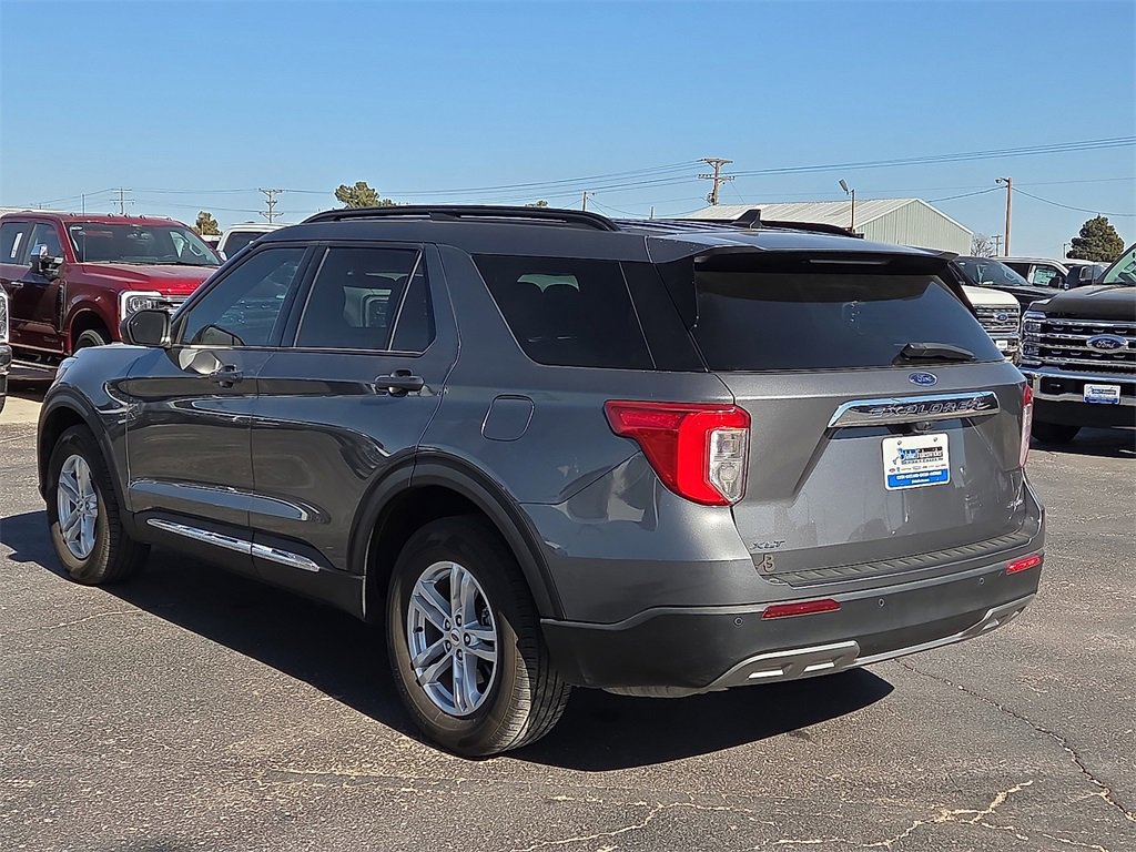 Certified 2023 Ford Explorer XLT w/ Equipment Group 202A image 3