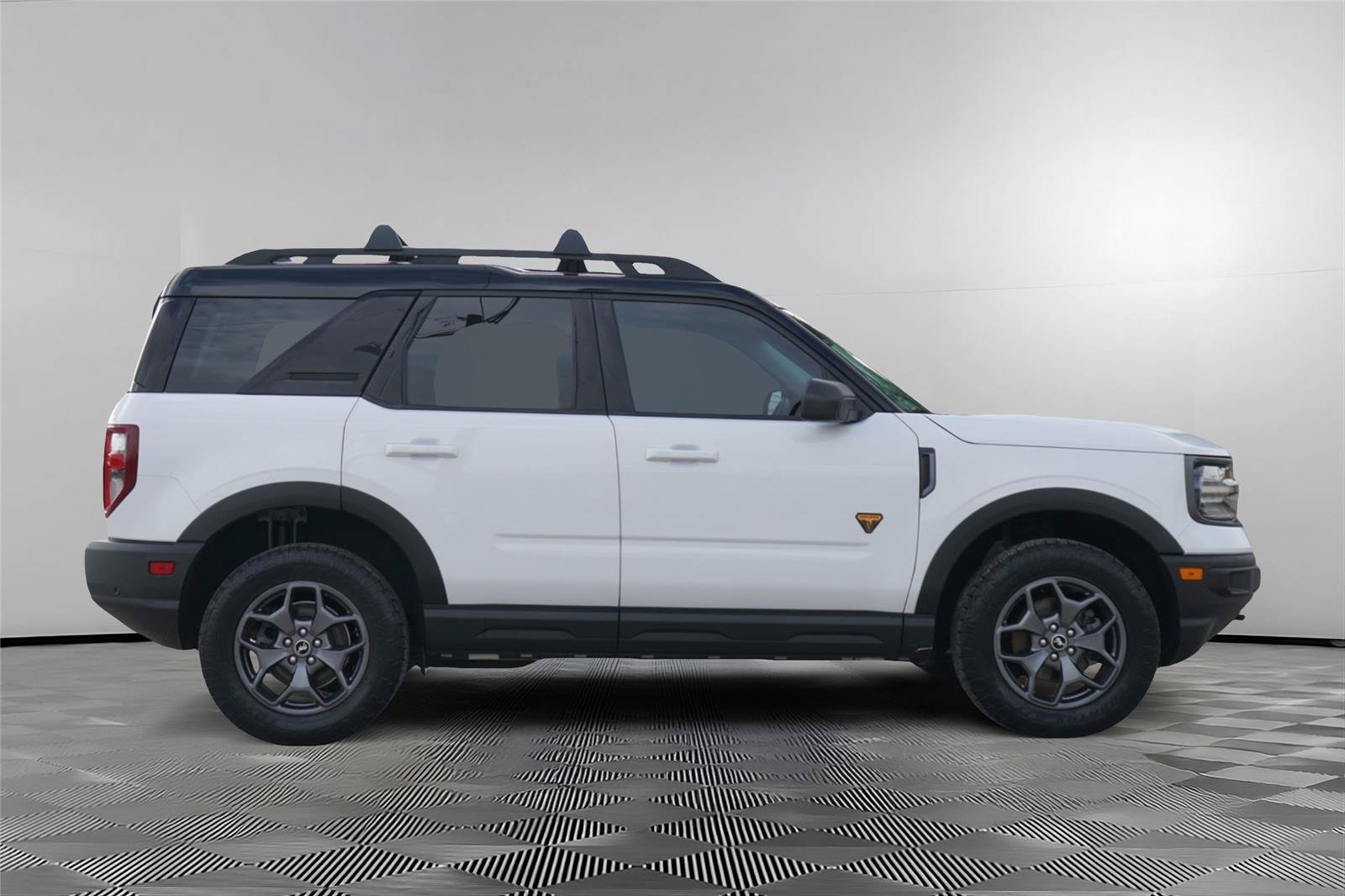 Certified 2022 Ford Bronco Sport Badlands w/ Premium Package AWD/4WD image 4