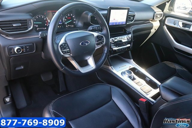 Certified 2022 Ford Explorer Limited w/ Equipment Group 301A image 11