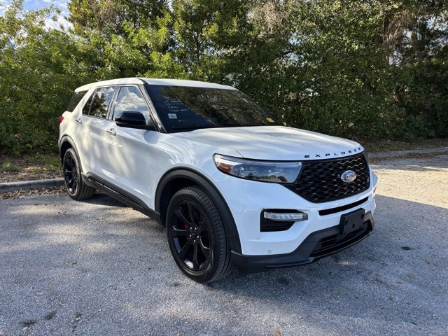 Certified 2022 Ford Explorer ST w/ Equipment Group 401A image 7
