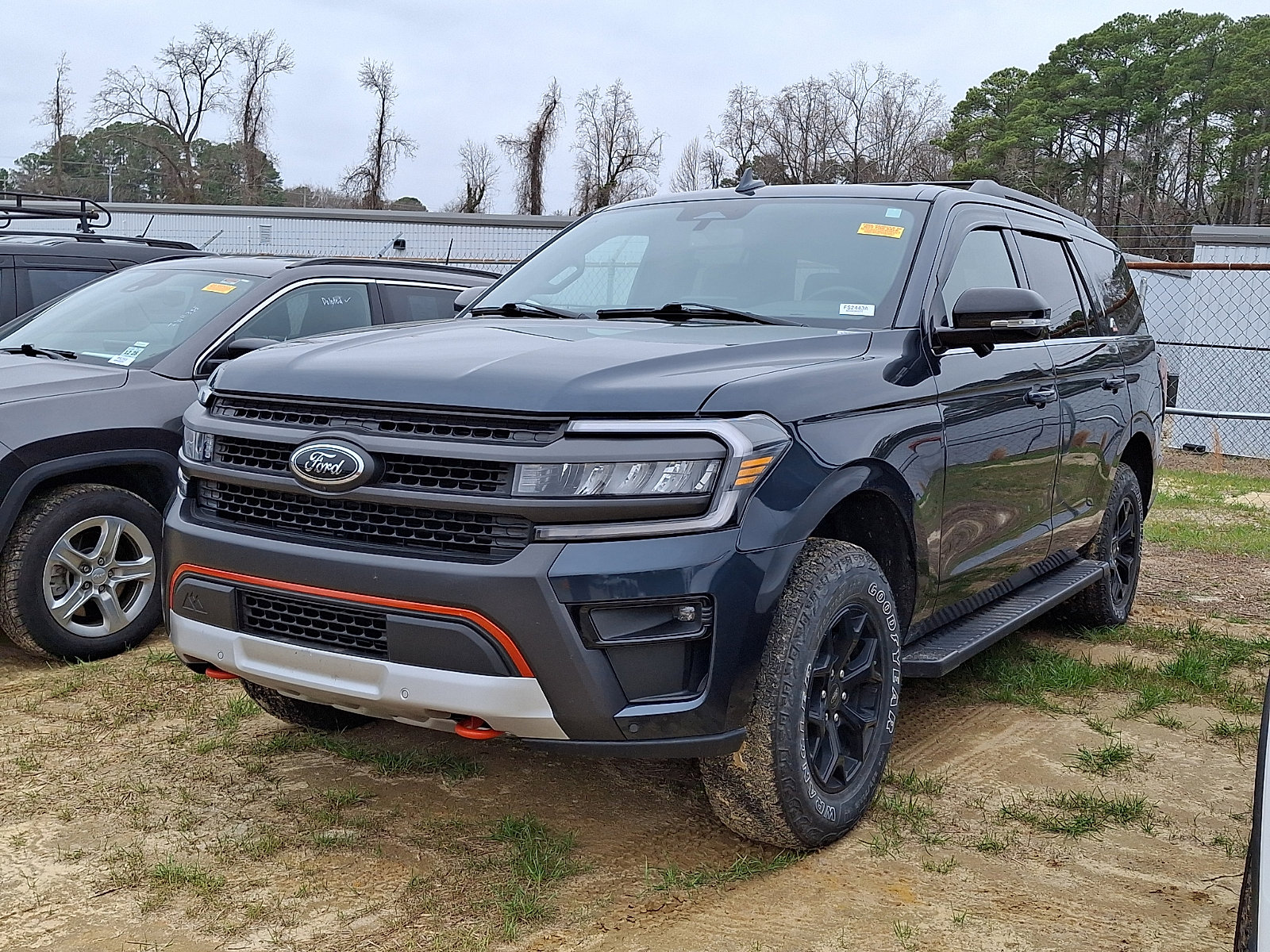 Certified 2023 Ford Expedition Timberline image 3