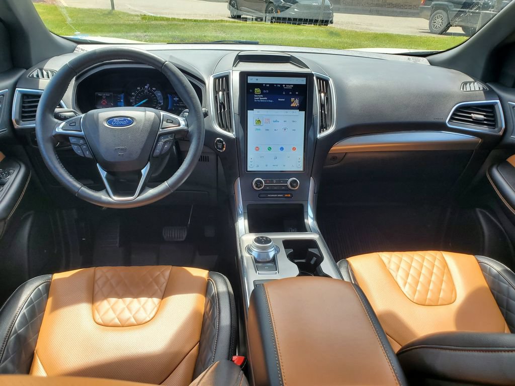 Certified 2023 Ford Edge Titanium w/ Equipment Group 301A AWD/4WD image 11