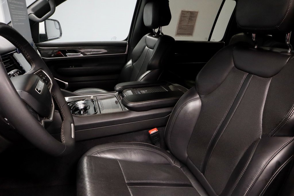 Used 2022 Jeep Wagoneer Series II image 24