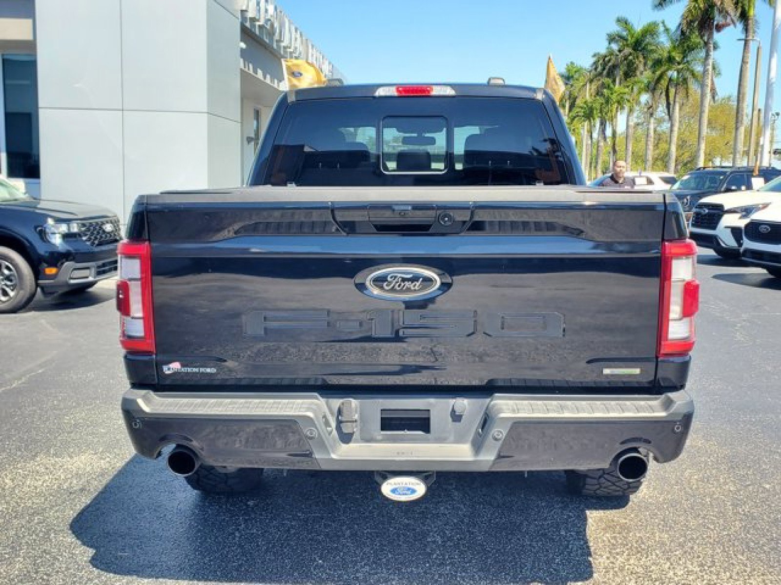 Certified 2022 Ford F150 Lariat w/ Equipment Group 502A High image 3