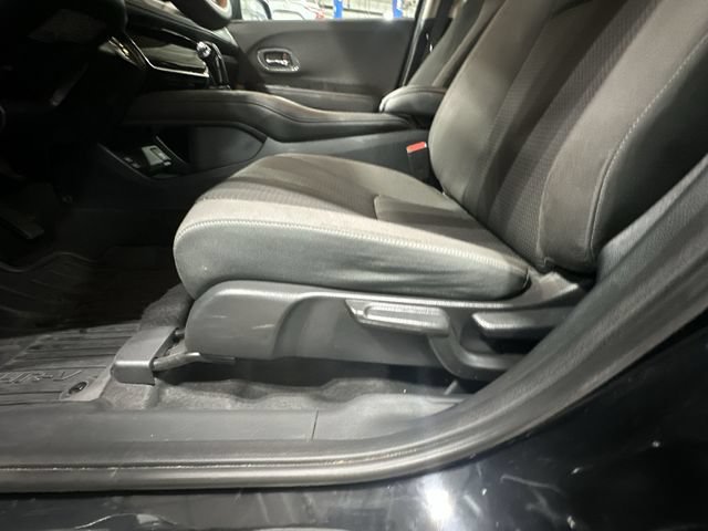 Used 2022 Honda HR-V EX image 18