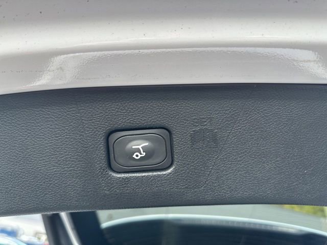 Certified 2022 Ford Edge SEL w/ Convenience Package image 39