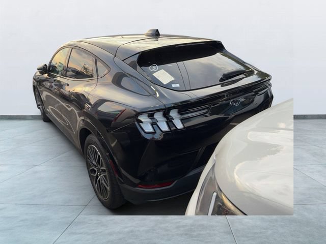 Certified 2025 Ford Mustang Mach-E Premium AWD/4WD image 3