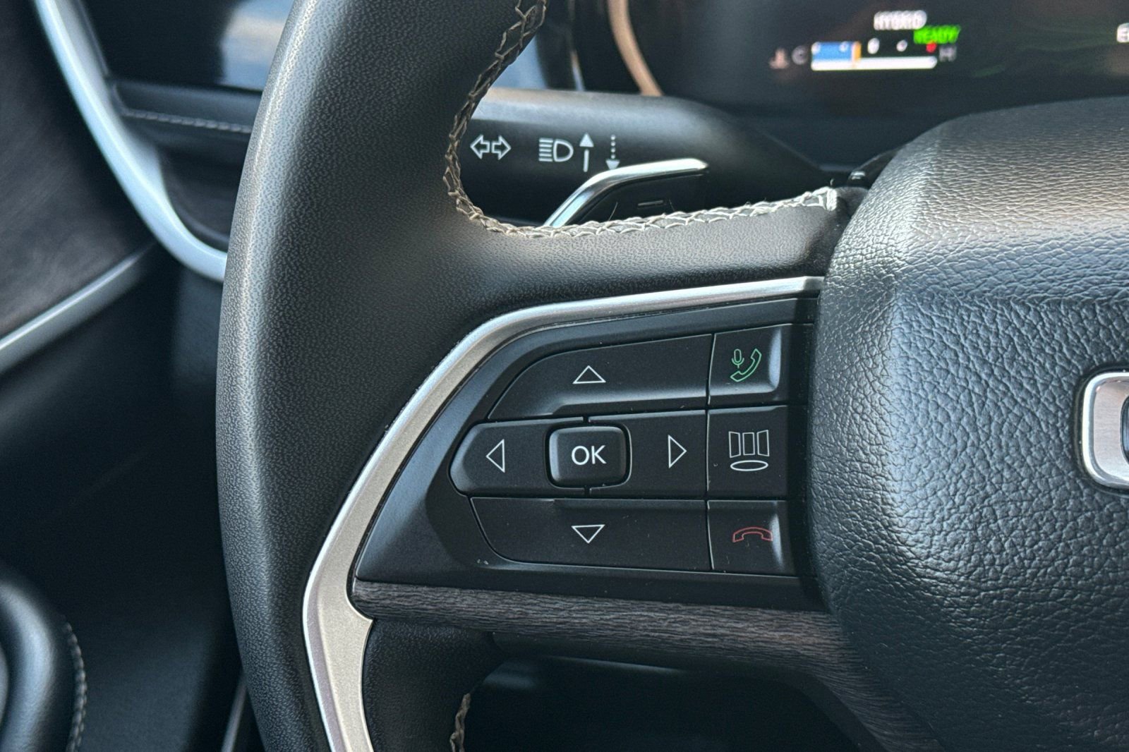 Used 2023 Jeep Grand Cherokee 4WD 4xe image 24