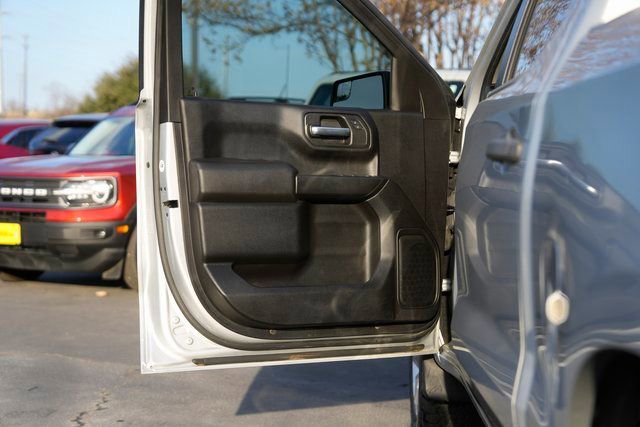 Used 2022 Chevrolet Silverado 1500 Custom image 29