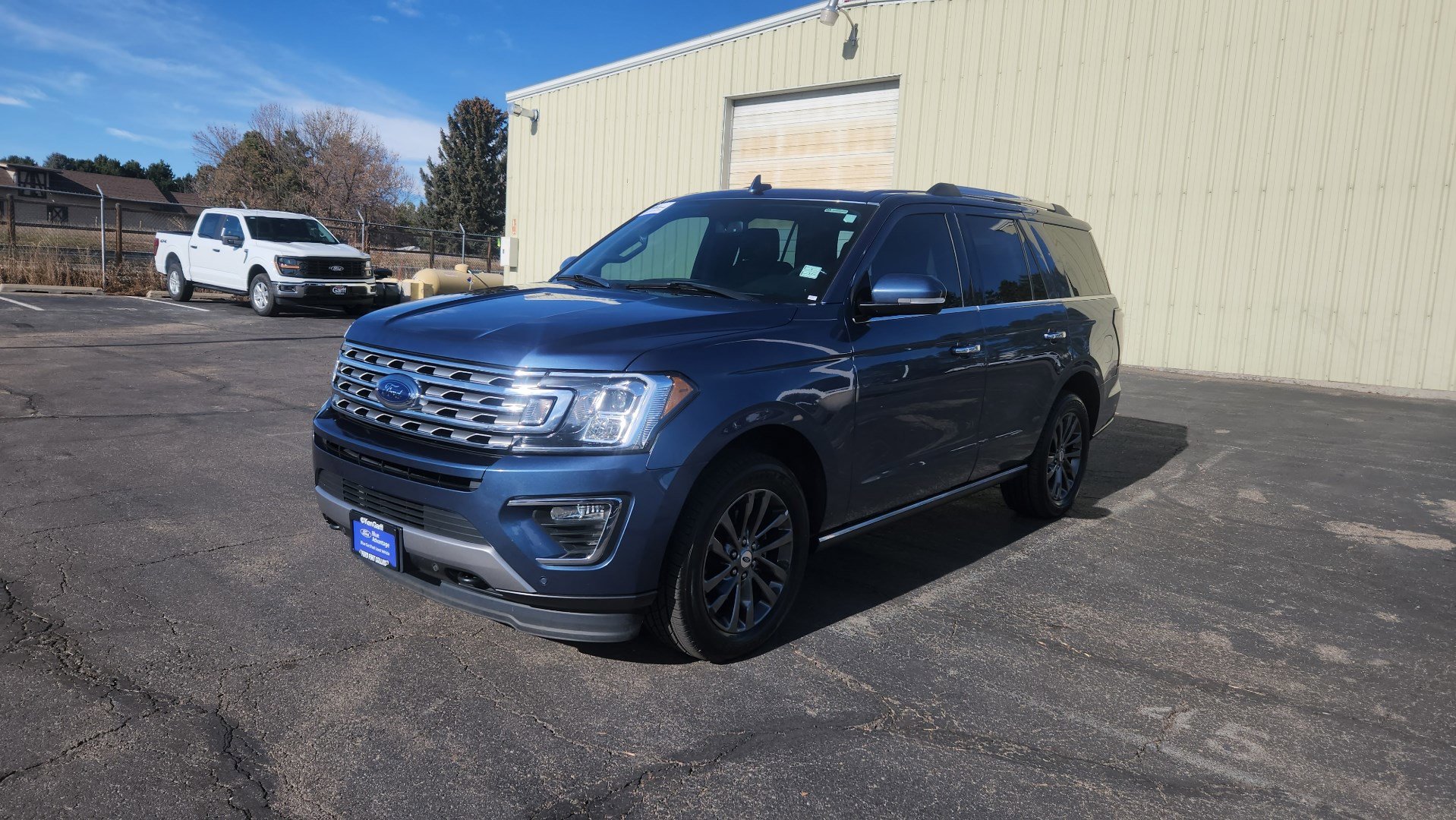 Certified 2019 Ford Expedition Limited image 3