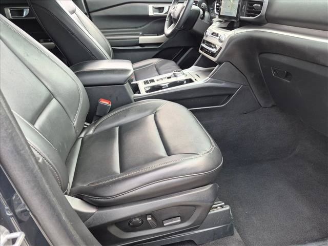 Certified 2023 Ford Explorer XLT w/ Equipment Group 202A RWD image 20