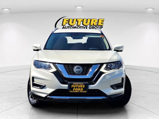 Used 2019 Nissan Rogue SV w/ Premium Package AWD/4WD image 9