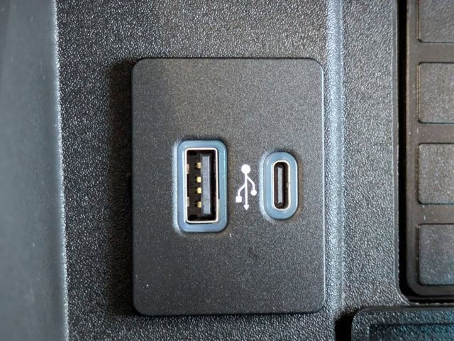 Certified 2021 Ford F250 Lariat w/ Lariat Ultimate Package image 22