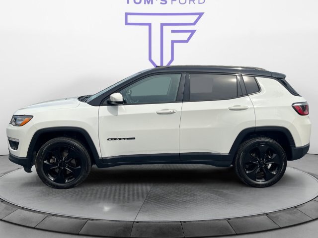 Used 2019 Jeep Compass Latitude AWD/4WD image 2