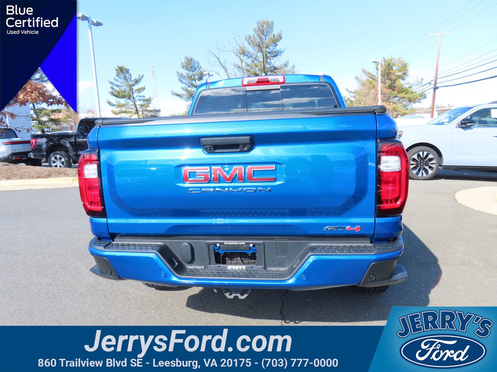 Used 2023 GMC Canyon AT4 w/ AT4 Premium Package AWD/4WD image 7