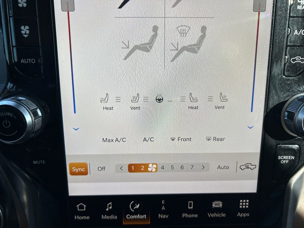 Used 2022 RAM 3500 Limited image 23