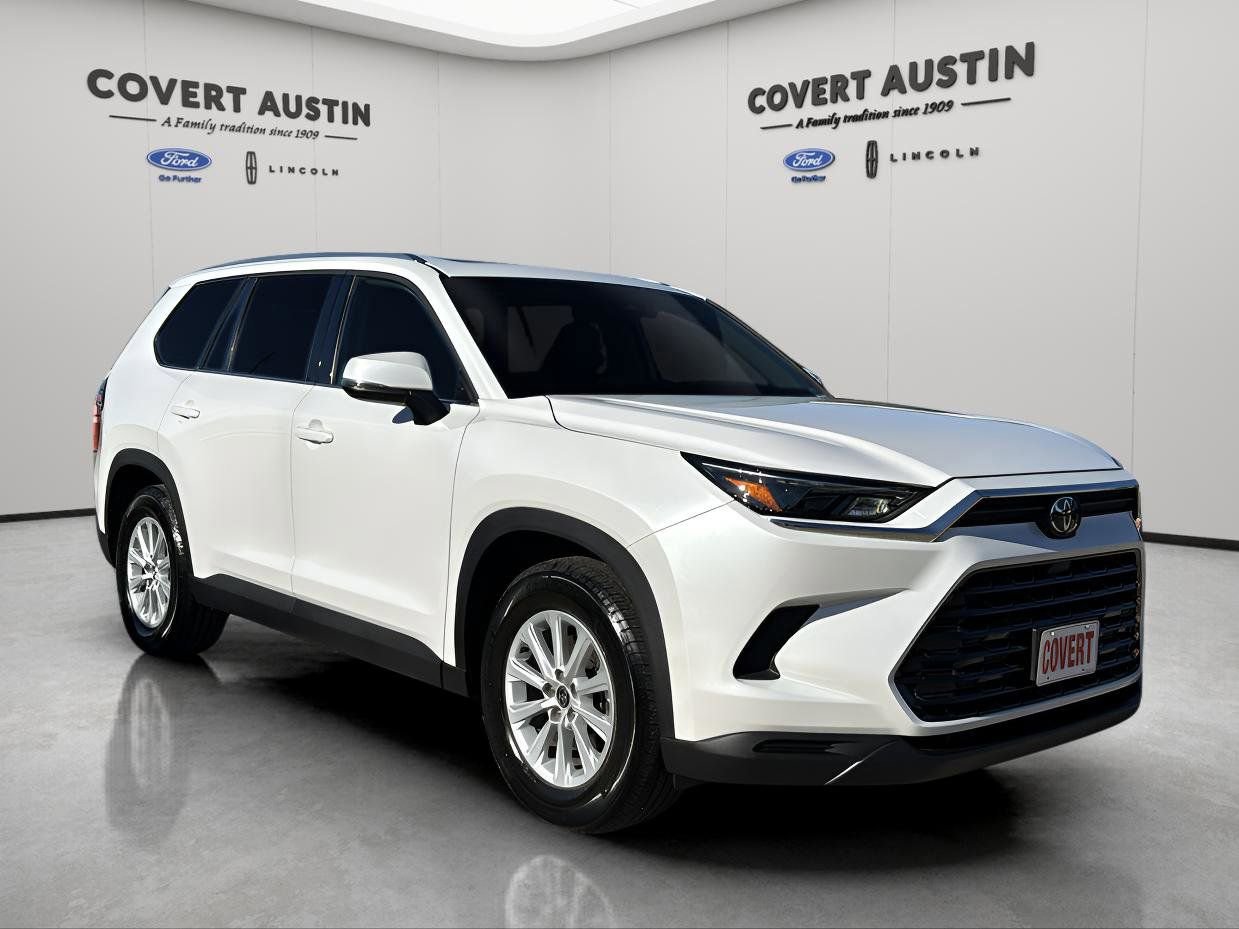 Used 2024 Toyota Grand Highlander XLE image 7