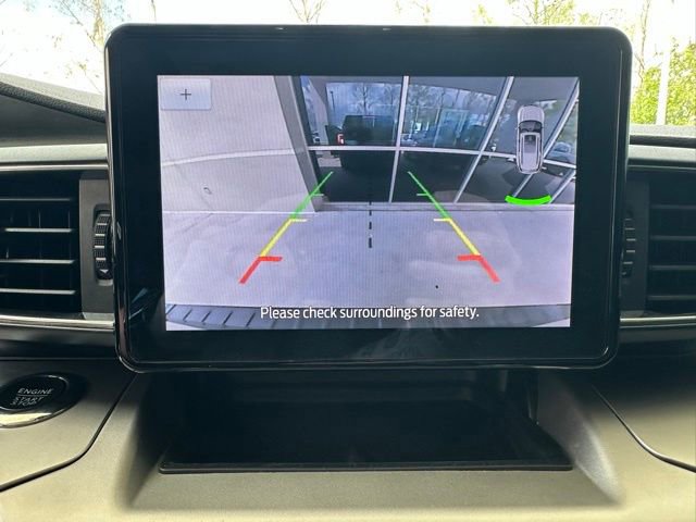 Certified 2022 Ford Explorer XLT w/ Equipment Group 202A image 20