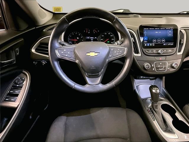 Used 2019 Chevrolet Malibu RS FWD image 5