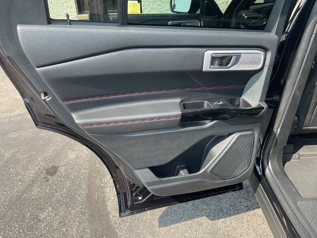 Certified 2023 Ford Explorer ST-Line AWD/4WD image 15