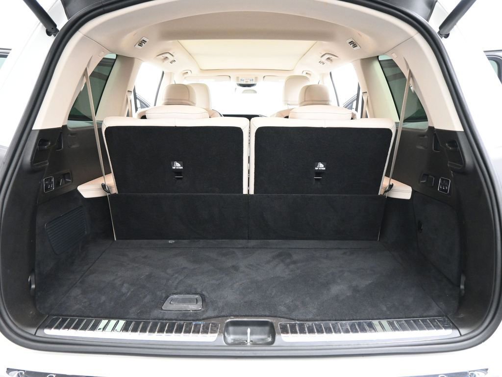 Used 2021 Mercedes-Benz GLS 450 4MATIC image 23