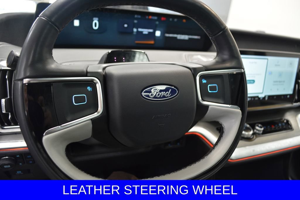 Certified 2025 Ford Expedition Platinum image 17