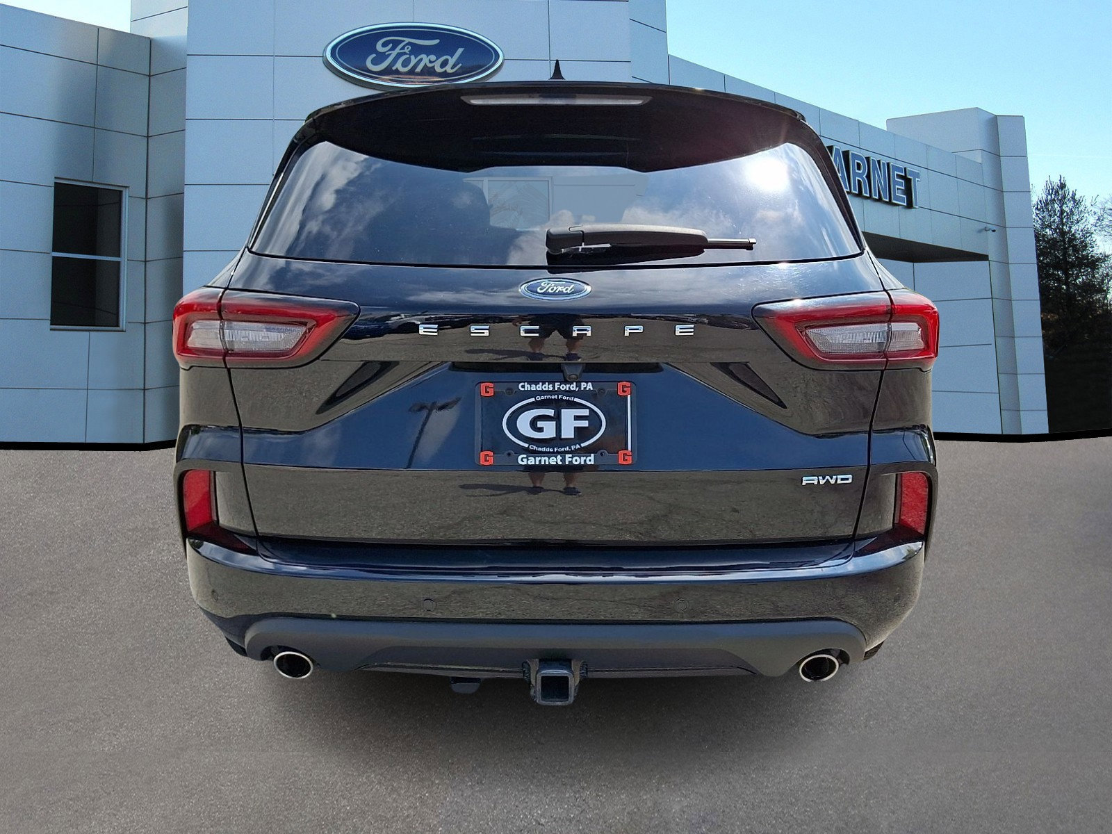 Certified 2023 Ford Escape ST-Line Select w/ Tech Pack #2 AWD/4WD image 3