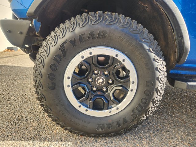 Certified 2023 Ford Bronco Big Bend w/ Sasquatch Package AWD/4WD image 21