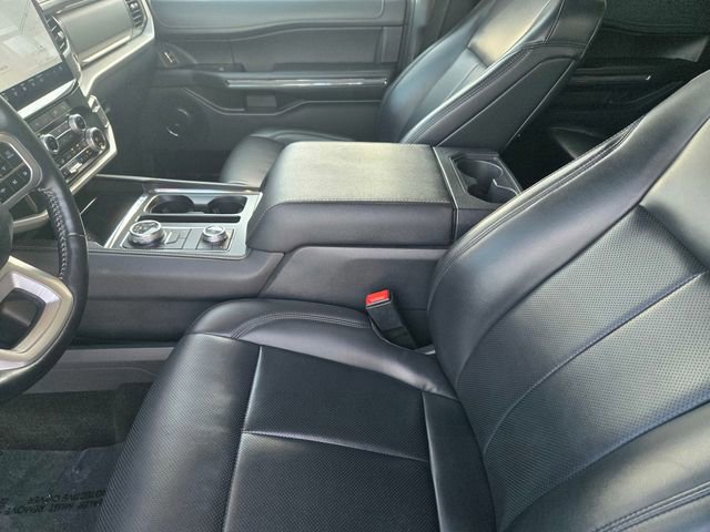 Certified 2024 Ford Expedition Max XLT image 12