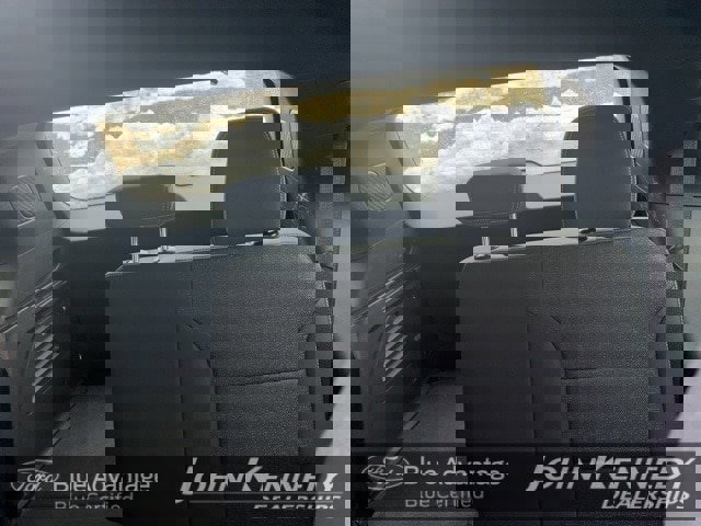 Used 2024 Chevrolet Traverse LT w/ LPO, Floor Liner Package image 27