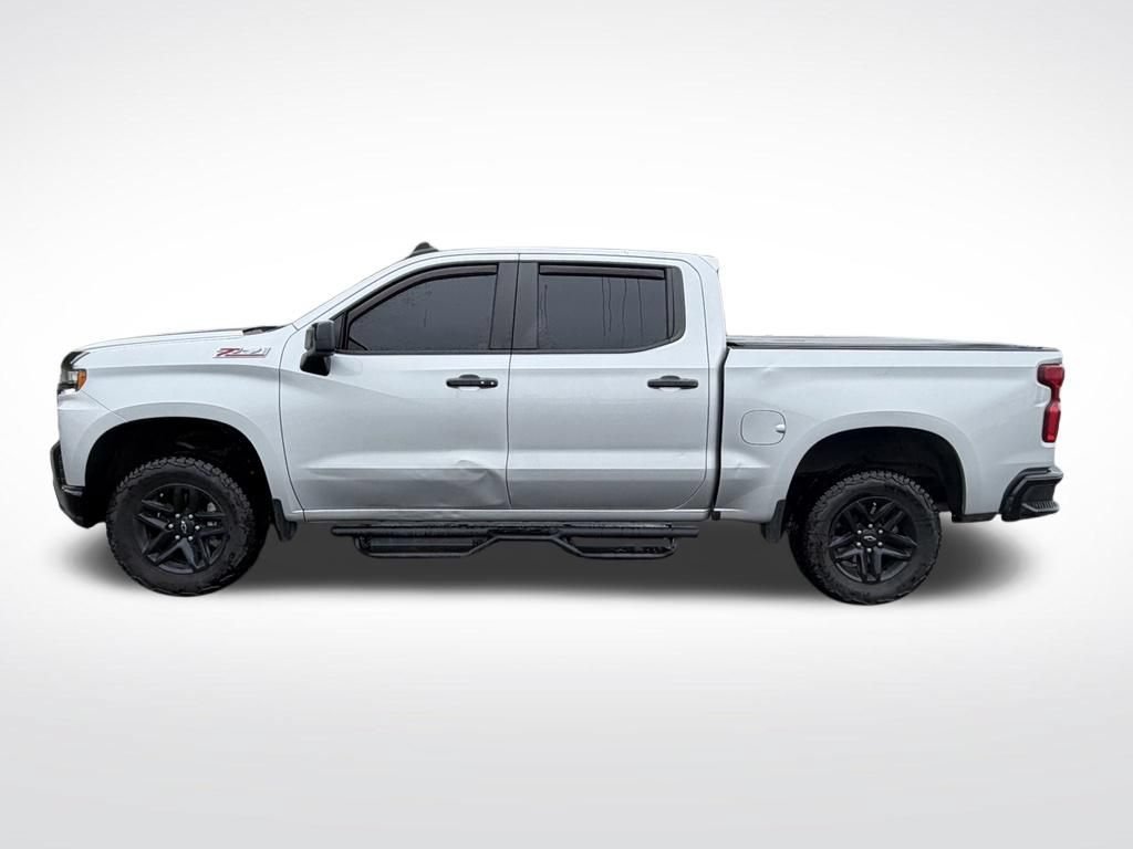 Used 2021 Chevrolet Silverado 1500 LT Trail Boss w/ Convenience Package II AWD/4WD image 2
