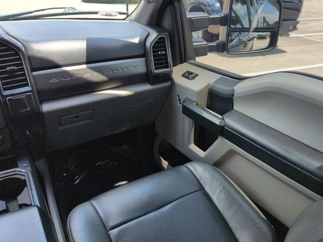 Certified 2019 Ford F250 XLT w/ XLT Value Package RWD image 17