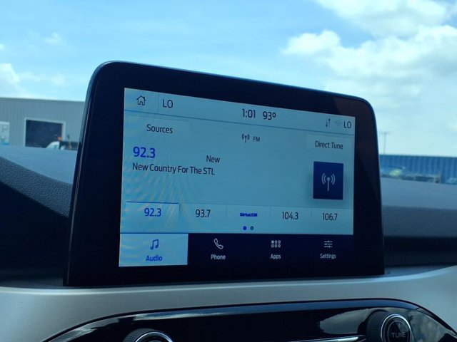 Certified 2022 Ford Escape SEL image 9