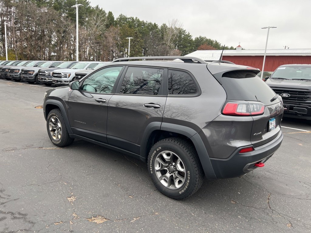 Used 2019 Jeep Cherokee Trailhawk w/ Cold Weather Group image 4