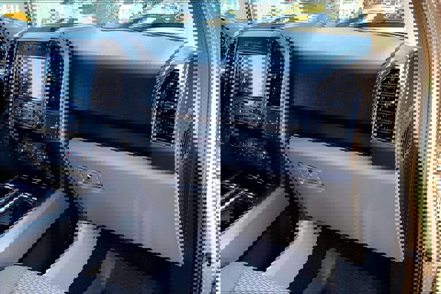 Certified 2020 Ford F150 XLT w/ Equipment Group 302A Luxury image 16