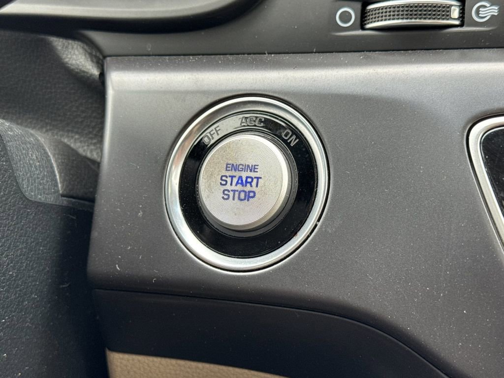 Used 2019 Hyundai Sonata Limited FWD image 20