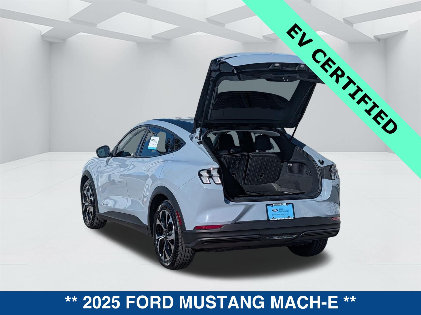 Certified 2025 Ford Mustang Mach-E Select w/ Comfort Package Lite RWD image 14