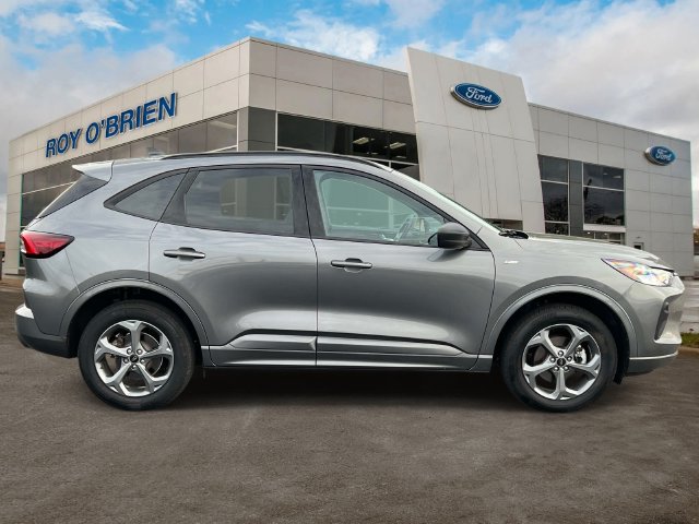 Certified 2024 Ford Escape ST-Line w/ Tech Pack #1 AWD/4WD image 6