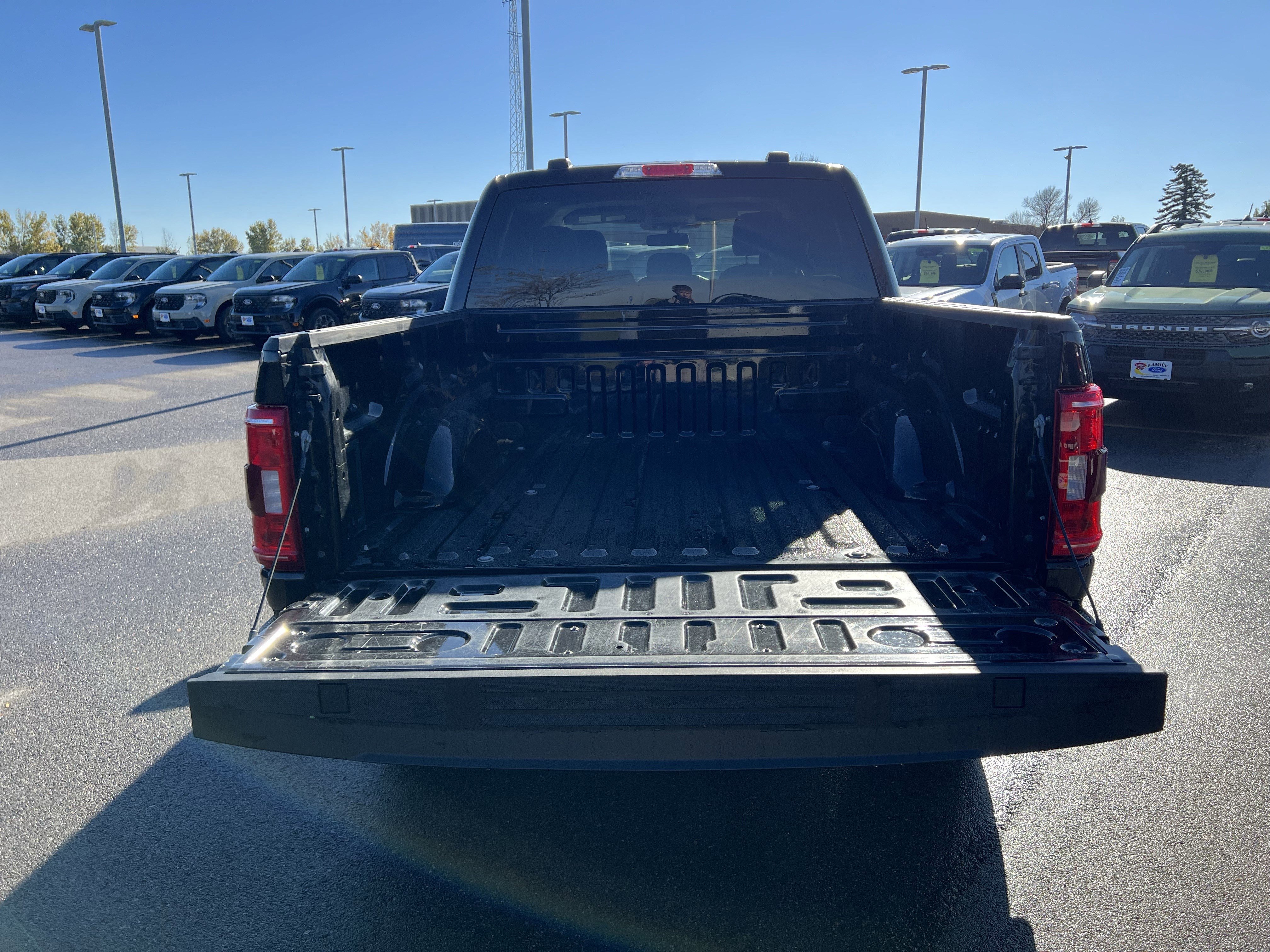 Certified 2022 Ford F150 XLT w/ Equipment Group 302A High image 22