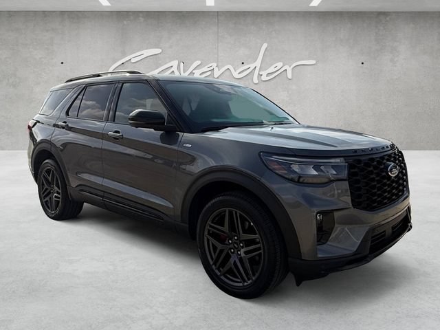 Certified 2025 Ford Explorer ST-Line w/ ST-Line Street Pack AWD/4WD image 2