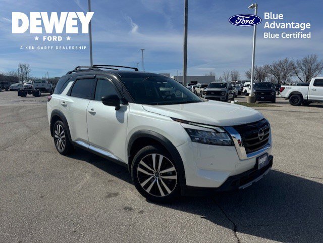 Used 2024 Nissan Pathfinder Platinum image 7